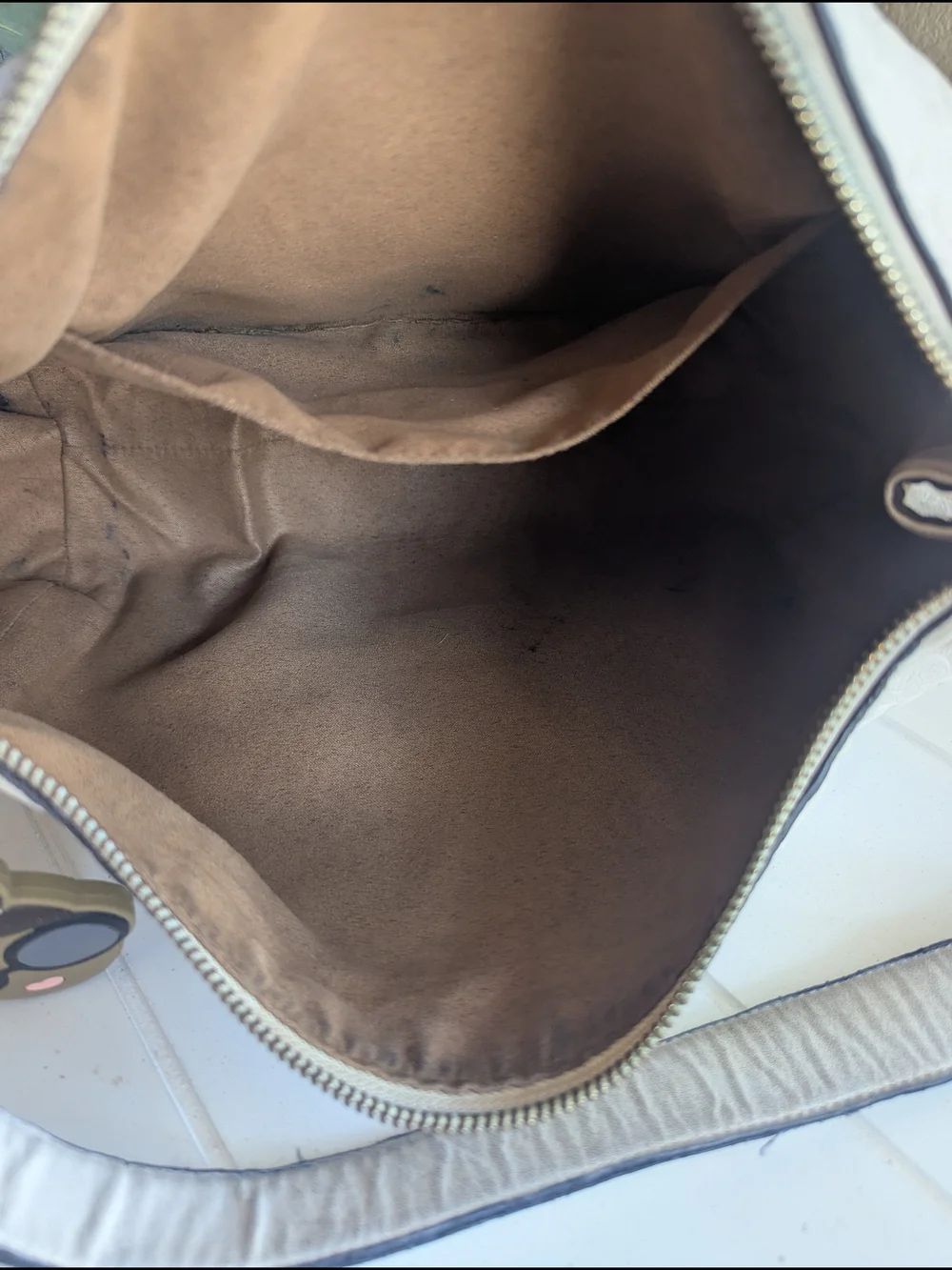 Coach Mia Shoulder Bag in Signature Leather